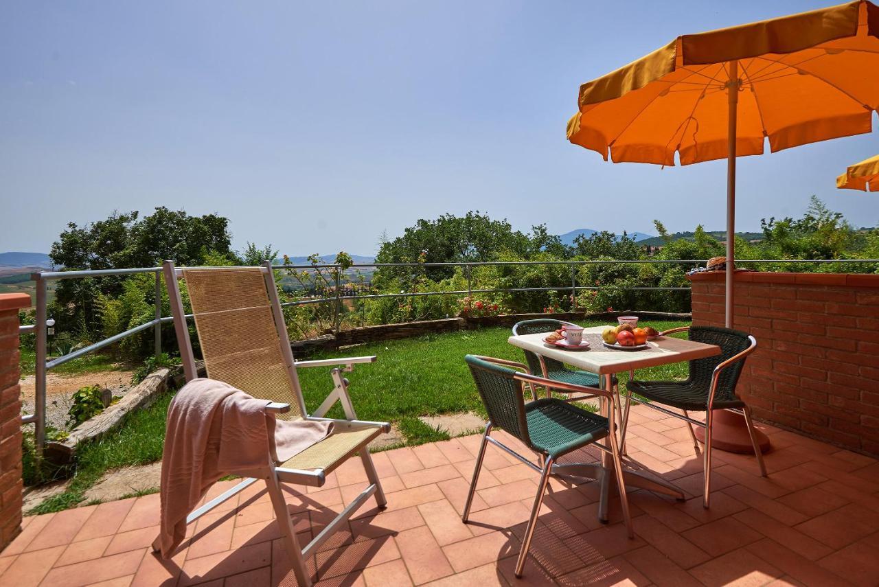 Casanova - Panoramic Rooms And Suites San Quirico dʼOrcia Exterior foto