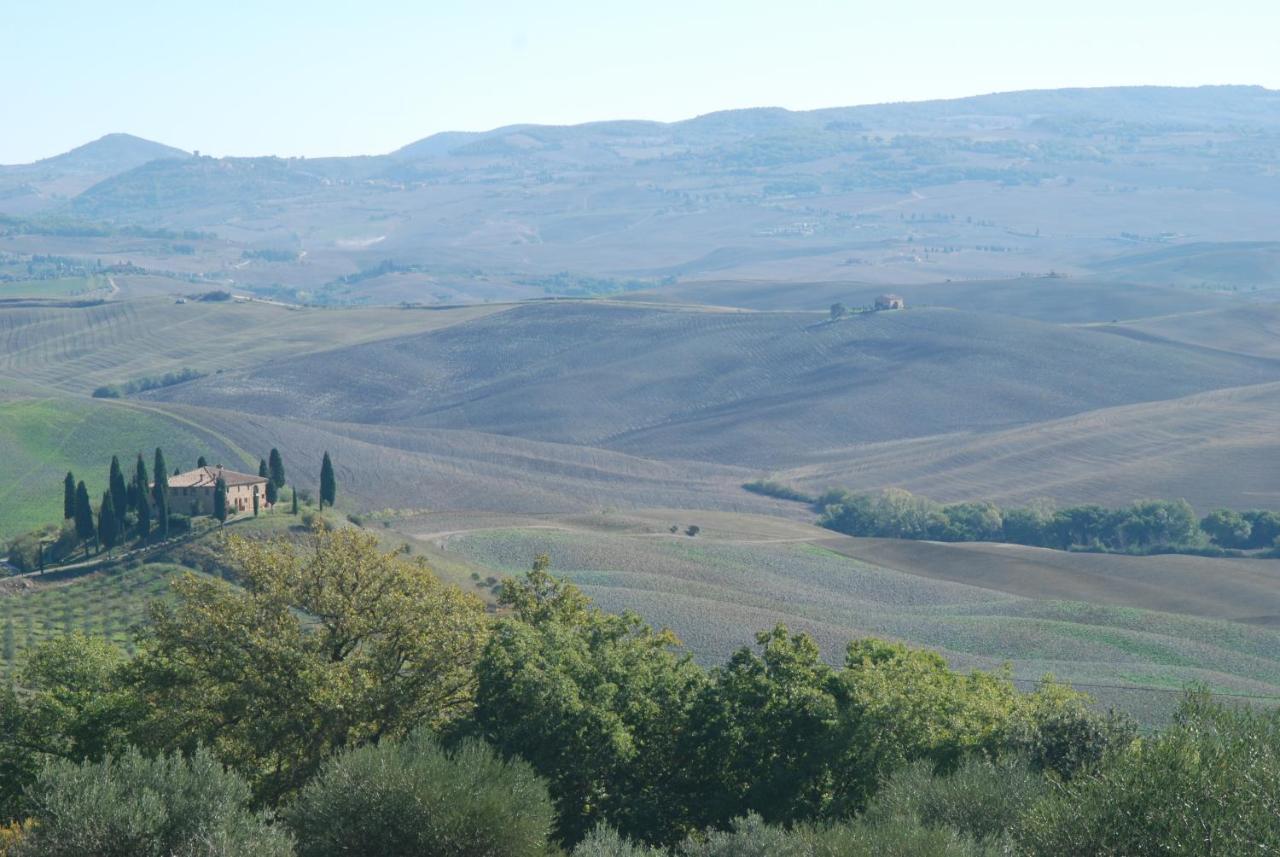 Casanova - Panoramic Rooms And Suites San Quirico dʼOrcia Exterior foto