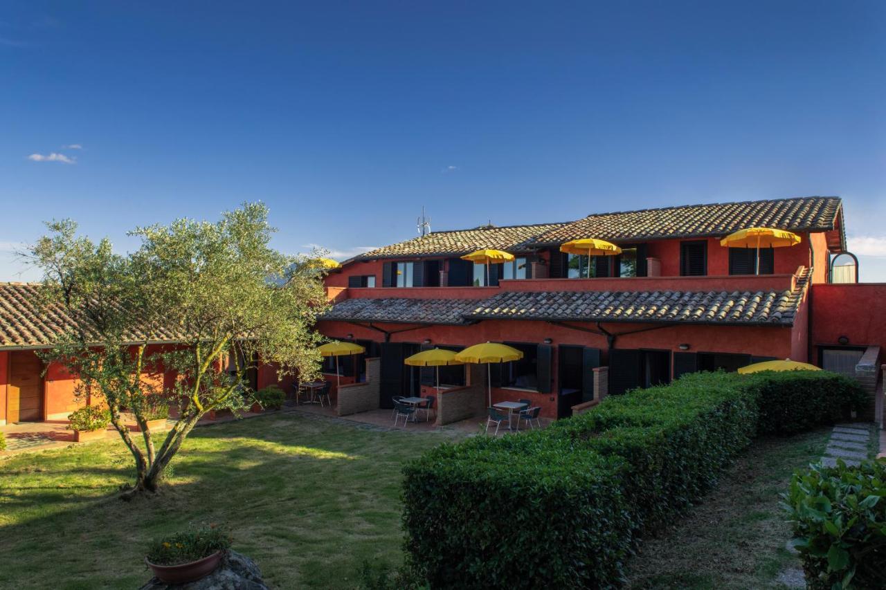 Casanova - Panoramic Rooms And Suites San Quirico dʼOrcia Exterior foto